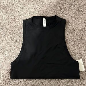Lululemon crop top